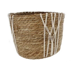 Korb Mit Makramee-Verzierung - Aus Naturgras - Ca. 27 X 22 Cm